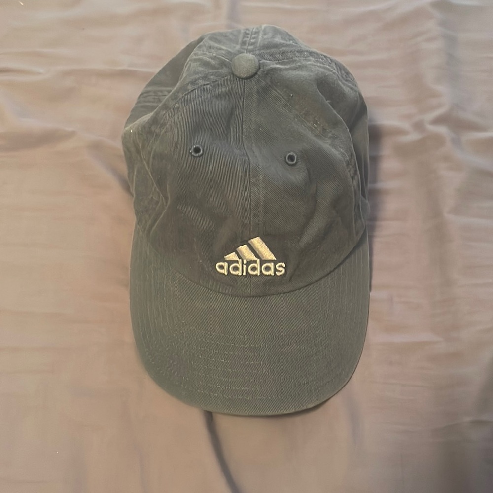 Adidas workout hat